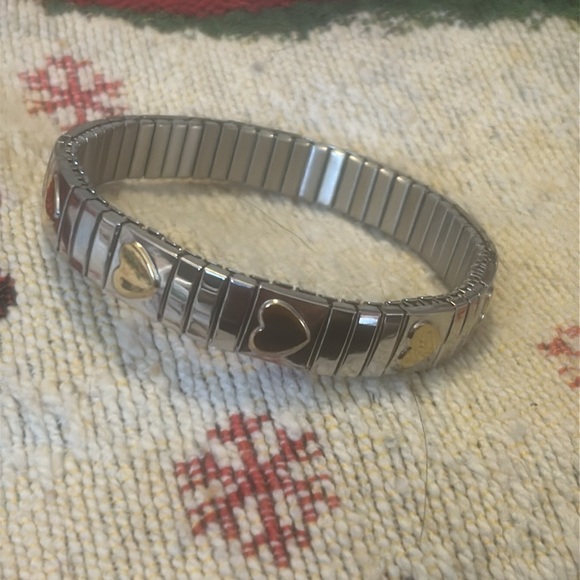 New Gold Heart Charm Bracelet - Picture 8 of 10